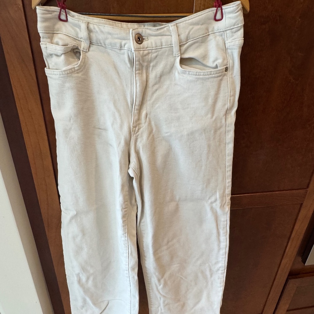 J- Jill Jeans Womens 12 High-Rise Full  Leg Crop White Denim Pants Lightly Used